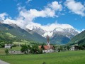 Antholz to miejscowość we Włoszech, gminie Rasen-Antholz, w regionie Trydent-Górna Adyga, w prowincji Bolzano/Bozen. Miasteczko położone jest w południowym Tyrolu. To narciarskie miasteczko jest położone w najwyższej części doliny (1532 m). Jest ośrodkiem sportowym, w którym uprawia się biathlon. Co rocznie odbywają się tu zawody Pucharu Świata w tej konkurencji. Antholz (1.241 m) znane jest jako główny etap Pucharu Świata w Biathlonie i ważny ośrodek narciarstwa biegowego. Antholz nie rozczaruje również narciarzy i snowboardzistów. Wyciąg 