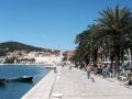 Split to dalmatyńska metropolia, port słynący również z przemysłu i fantastycznych zabytków. Należy do nich imponujący pałac rzymskiego cesarza Dioklecjana, który sprawia raczej wrażenie średniowiecznego miasta z antycznymi...